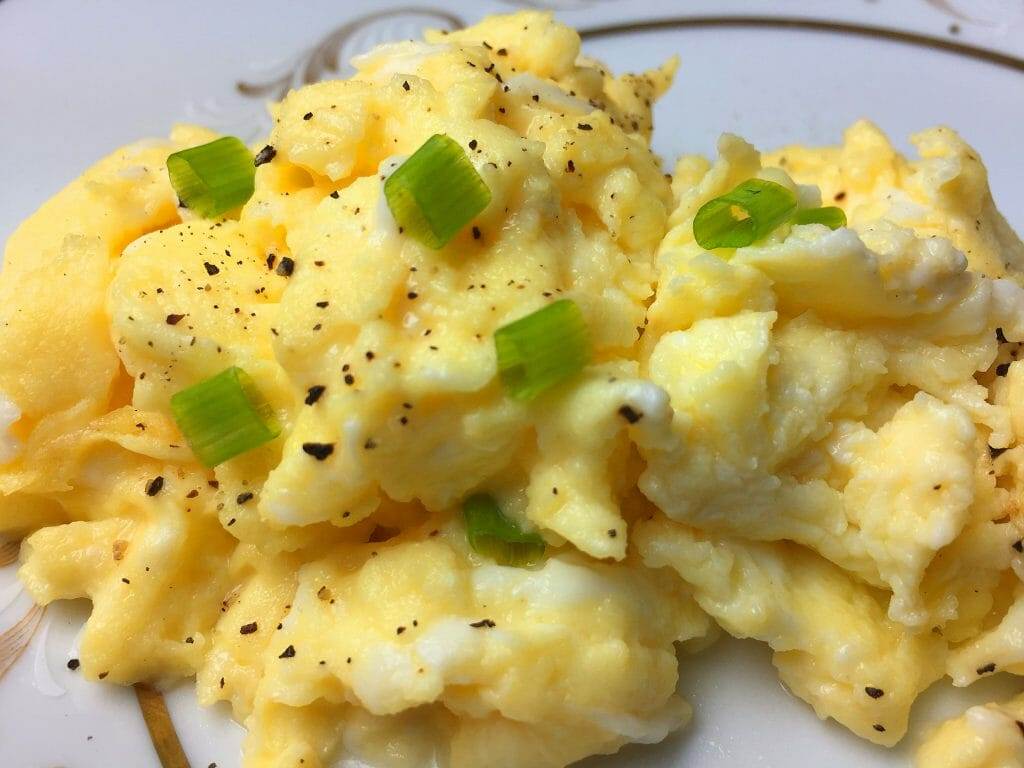 Restaurant Style Scrambled Eggs - RecipeTeacher