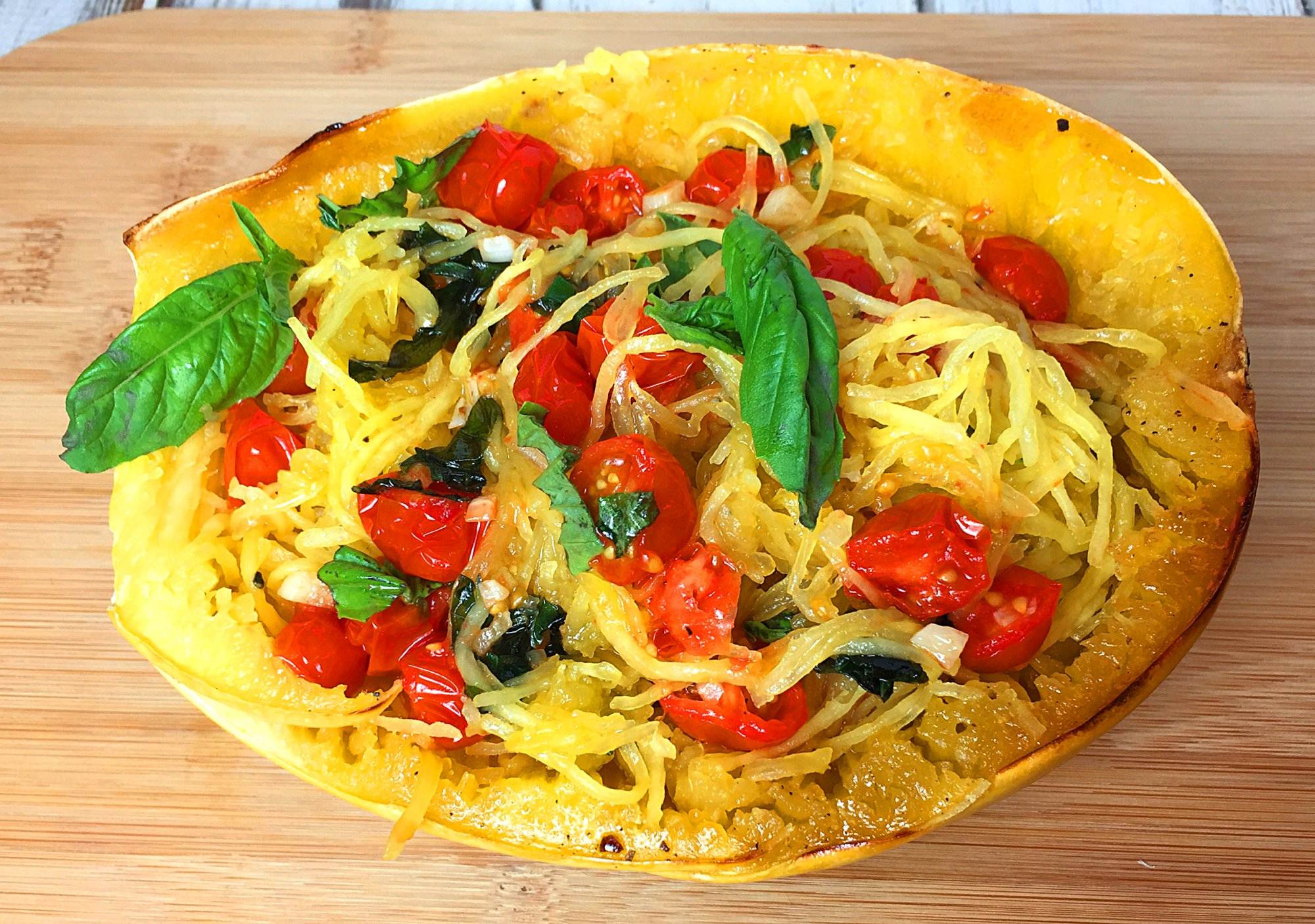 spaghetti-squash-with-tomato-basil-and-garlic-recipeteacher