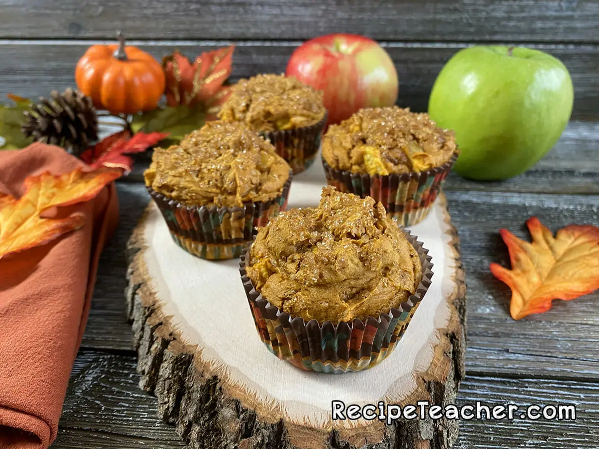 Easy recipe for pumpkin spice muffins