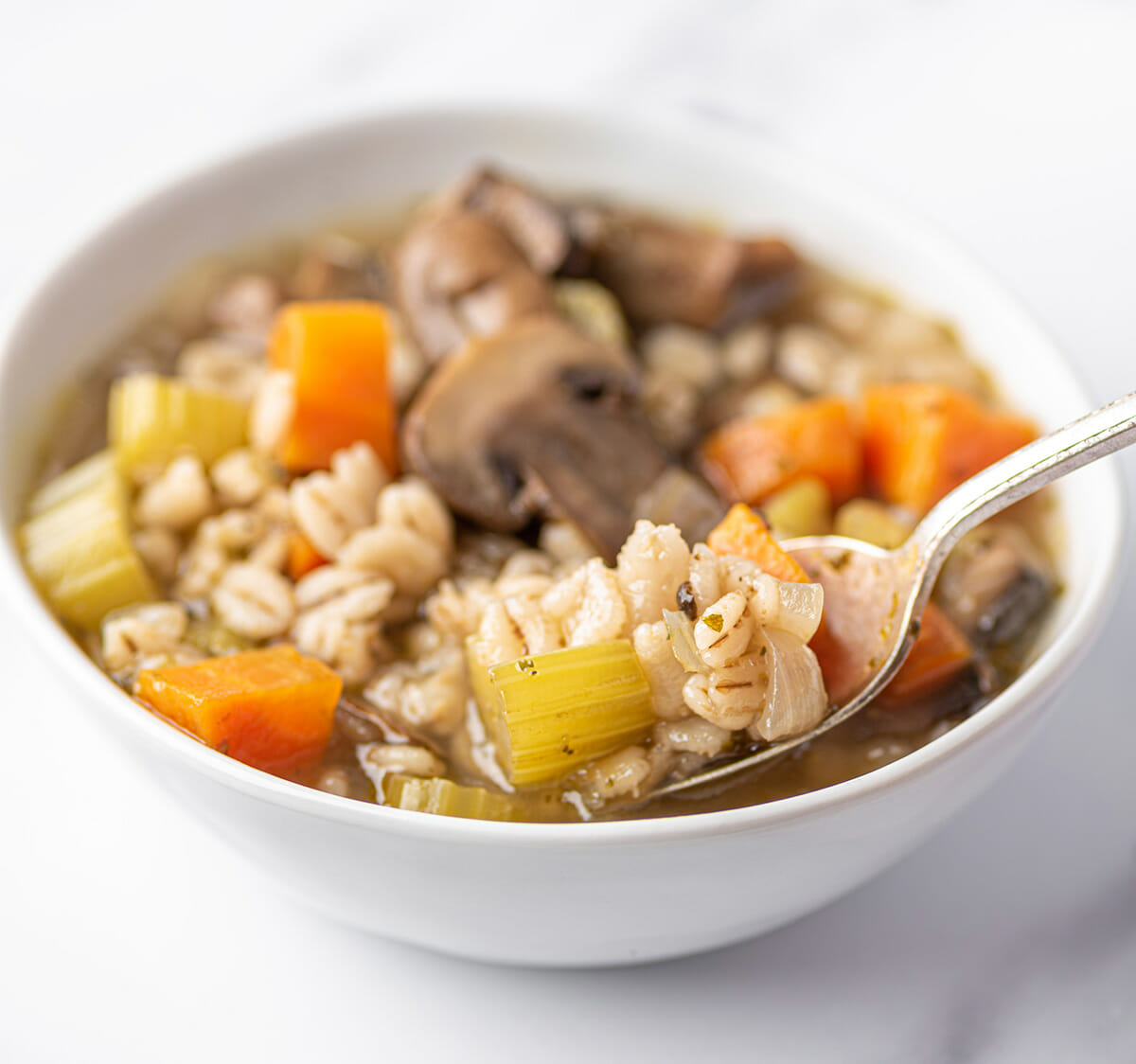 Recipe for Instant Pot mushroom barley soup
