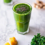 Recipe for a healthy green breakfast smoothie