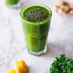 Recipe for a healthy green breakfast smoothie