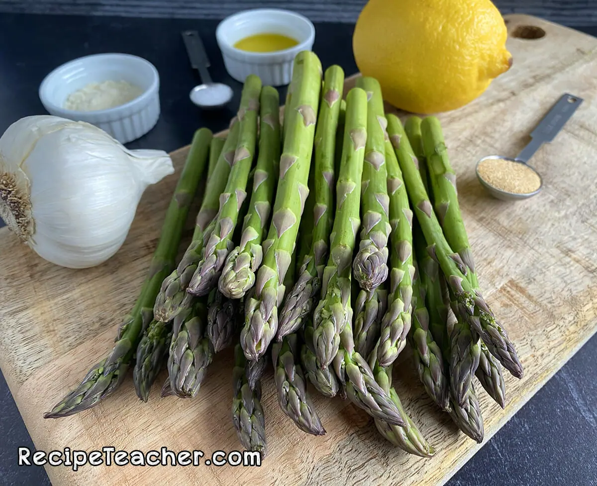 Ingredients for air fryer asparagus