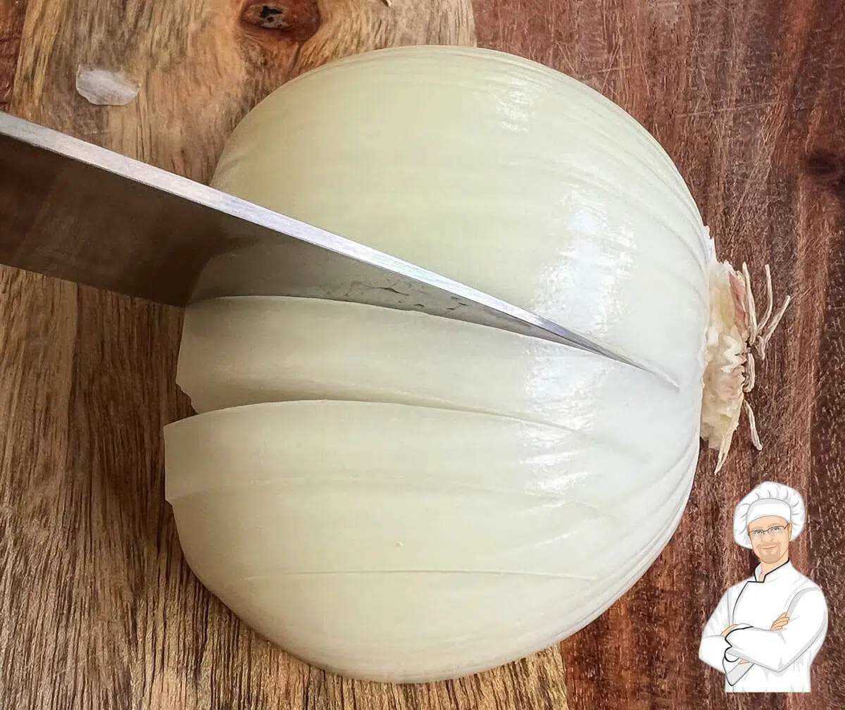 How to peel and chop an onion