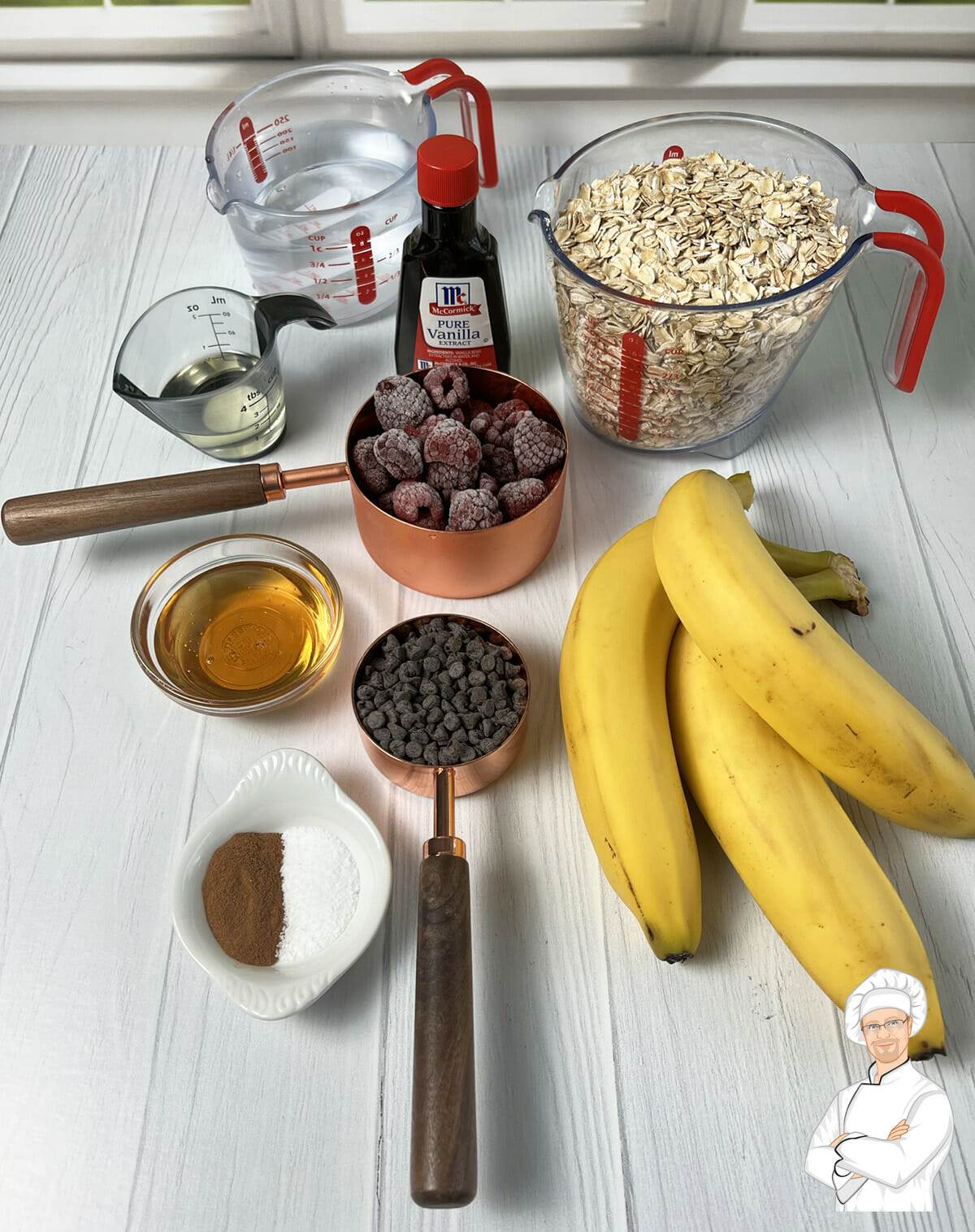 Baked Oatmeal Banana Raspberry Breakfast Cups