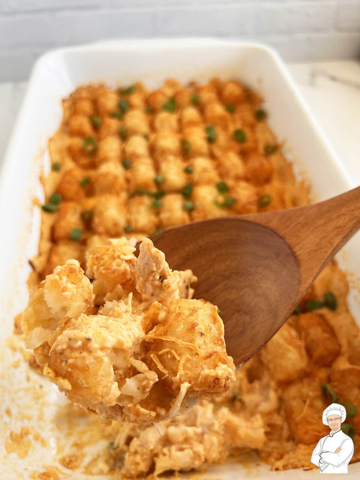 Recipe for buffalo chicken tater tot casserole.