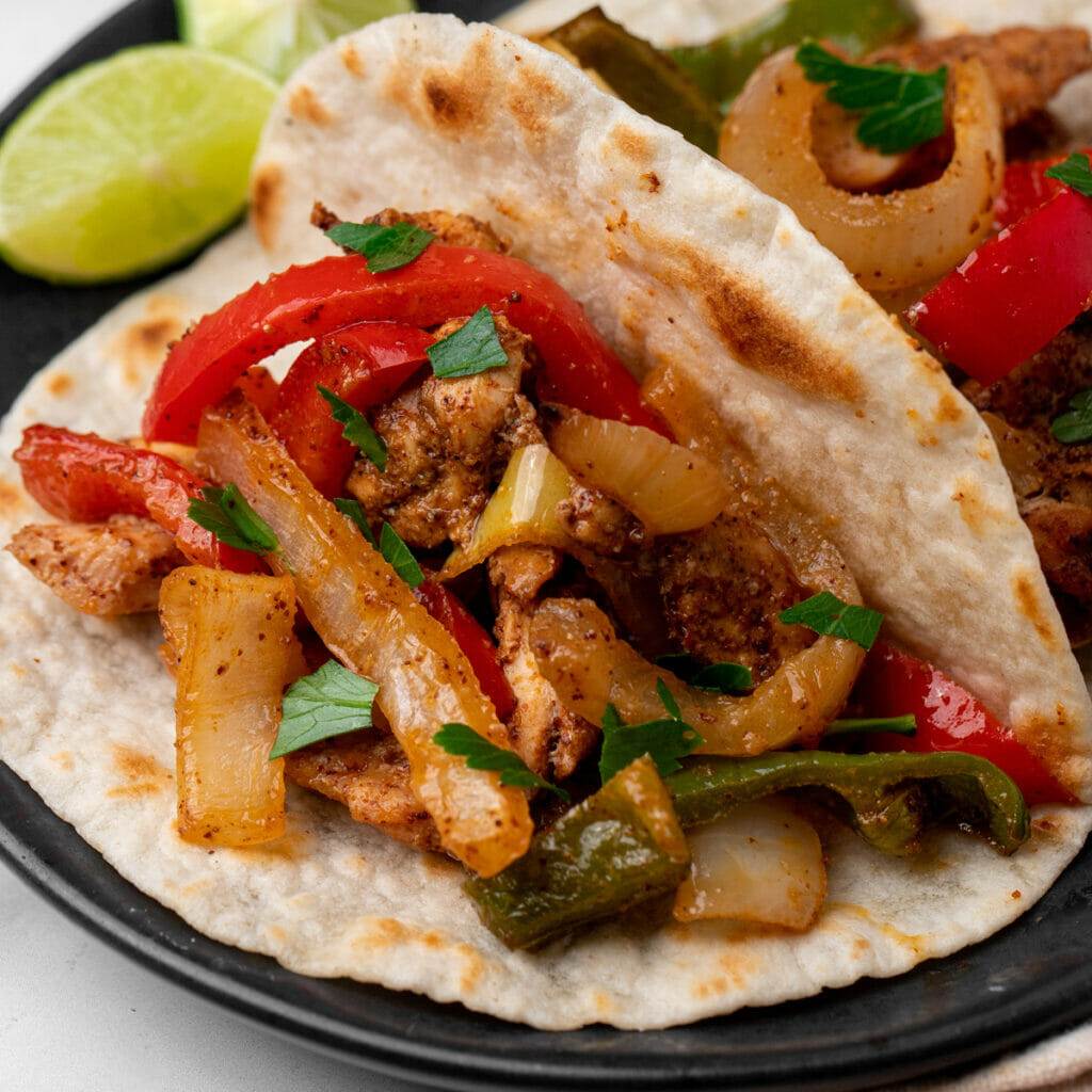 Recipe for sheet pan chicken fajitas