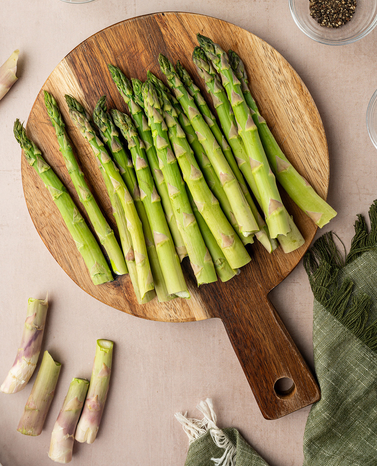 Trimmed asparagus