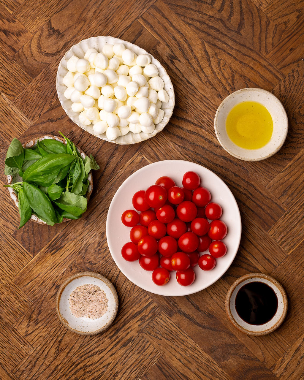 Ingredients for tossed caprese salad.