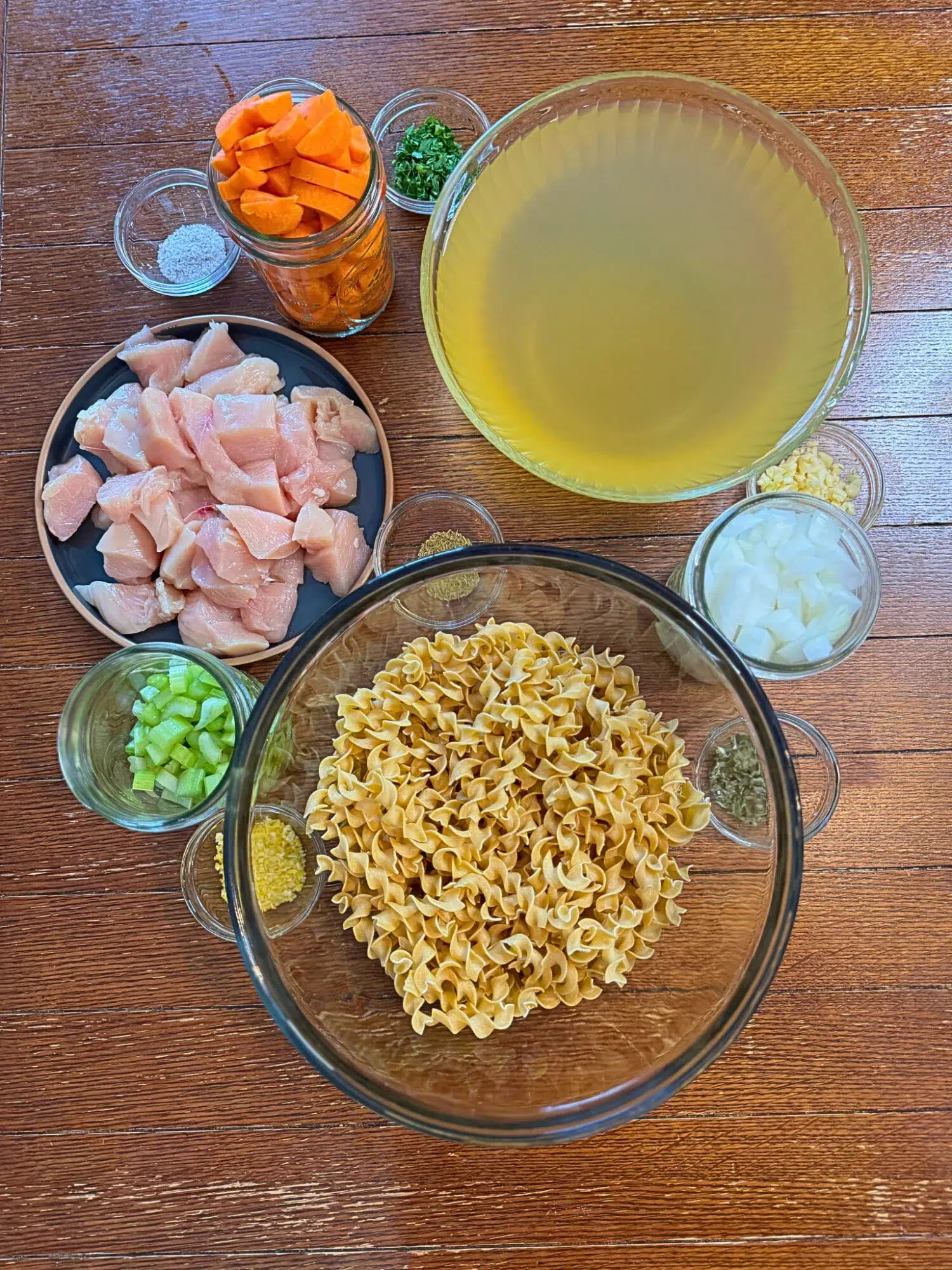 Ingredients for slow cooker chicken noodle soup.